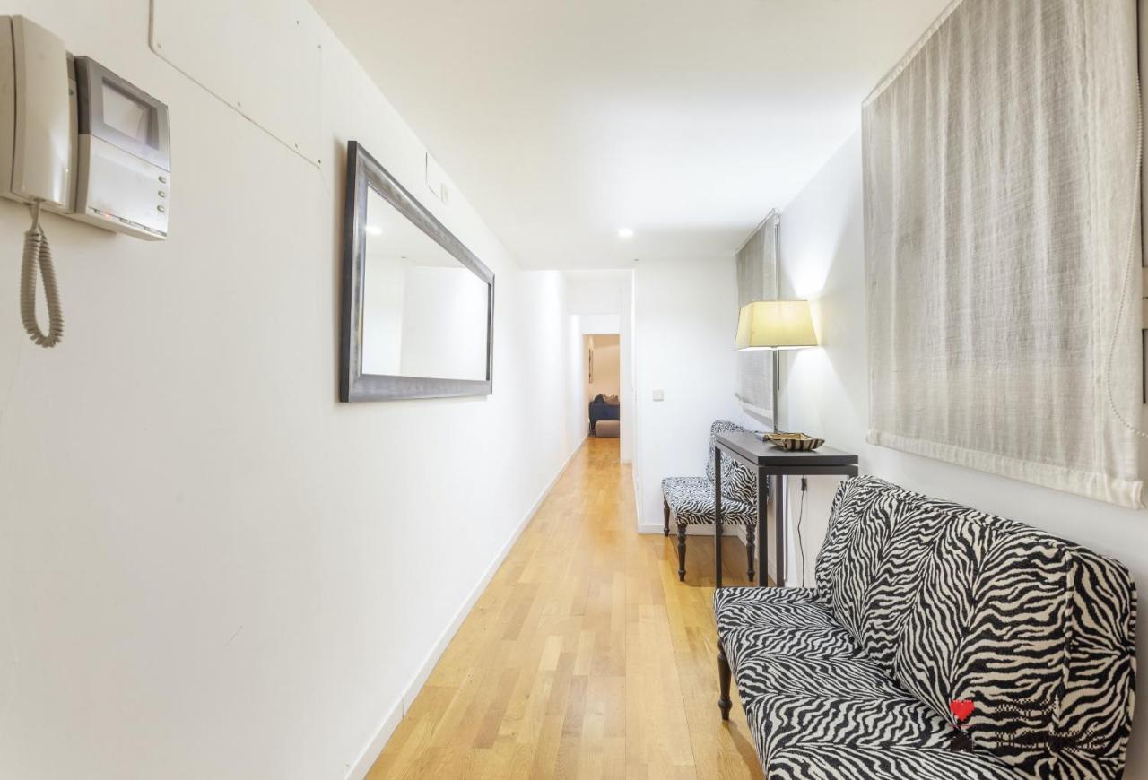 Mit House Puerta Del Sol III En Madridアパートメント エクステリア 写真