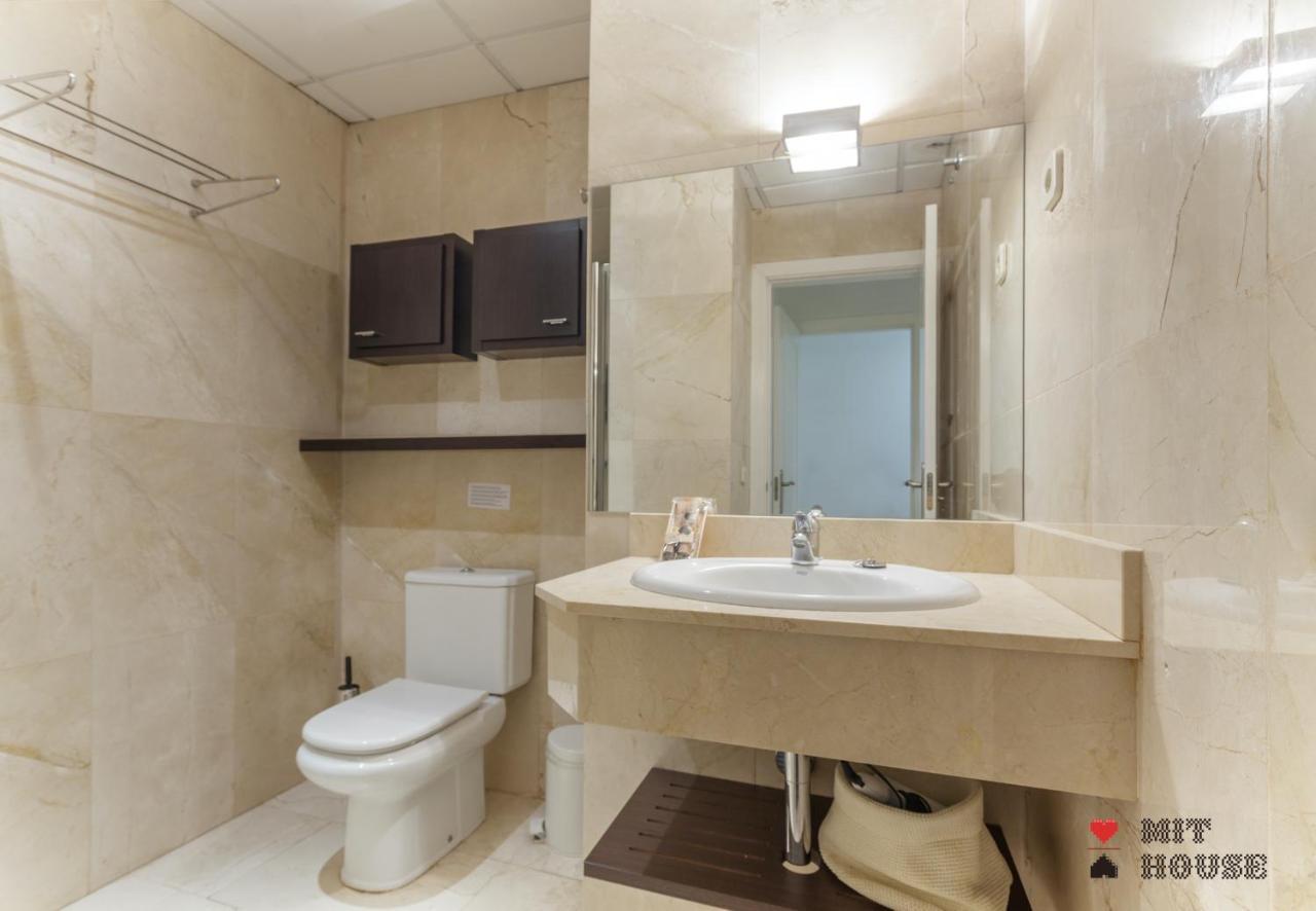Mit House Puerta Del Sol III En Madridアパートメント エクステリア 写真