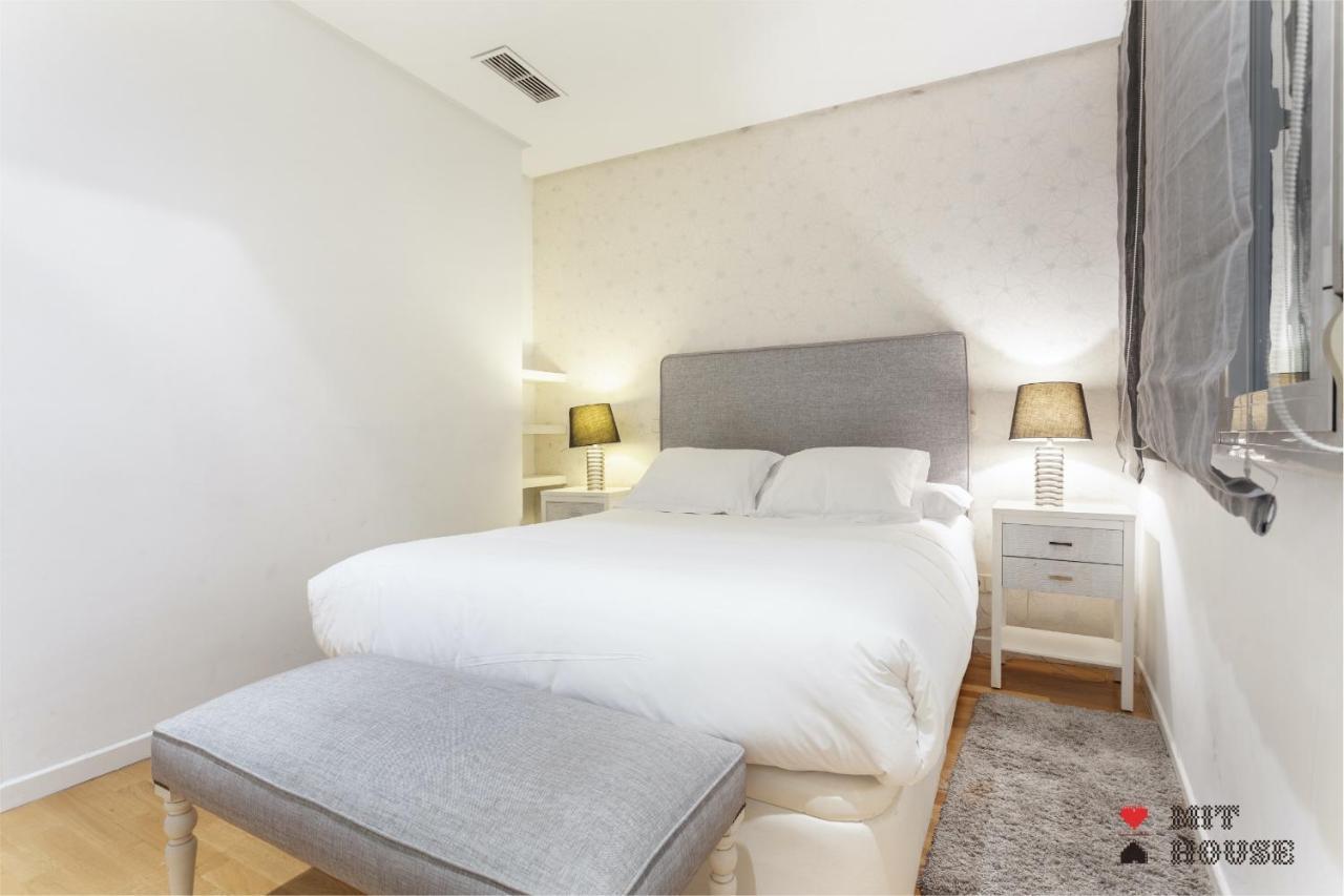 Mit House Puerta Del Sol III En Madridアパートメント エクステリア 写真